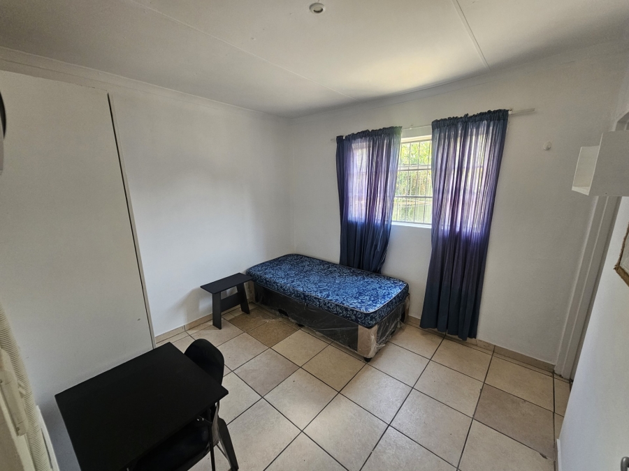 10 Bedroom Property for Sale in Brandwag Free State